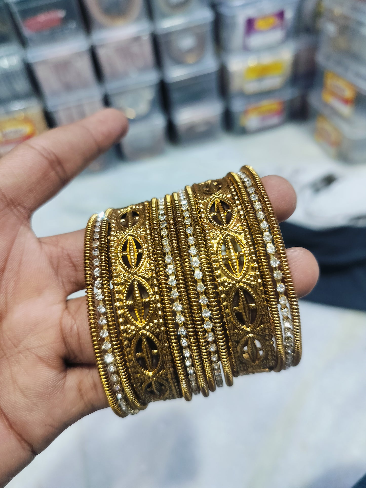 ANTIQUE SET BANGLES