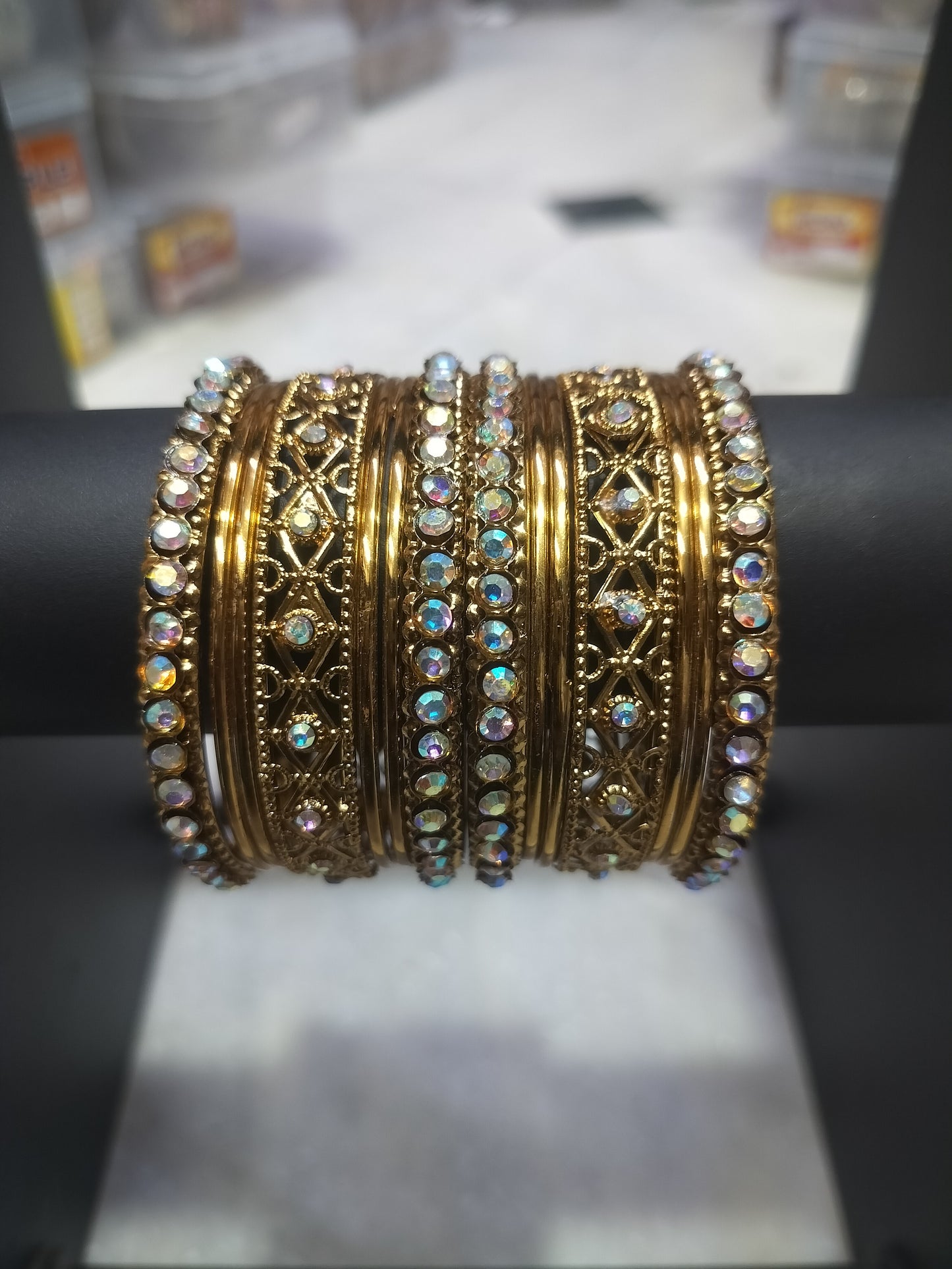 ANTIQUE LOOK GOLD PLATED SET BANGLES