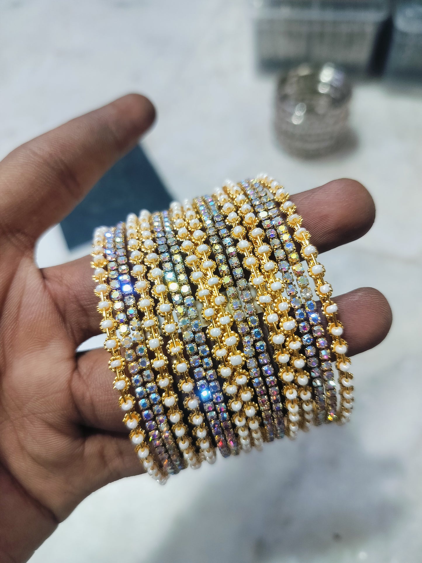 STONE MATAL BANGLES SET