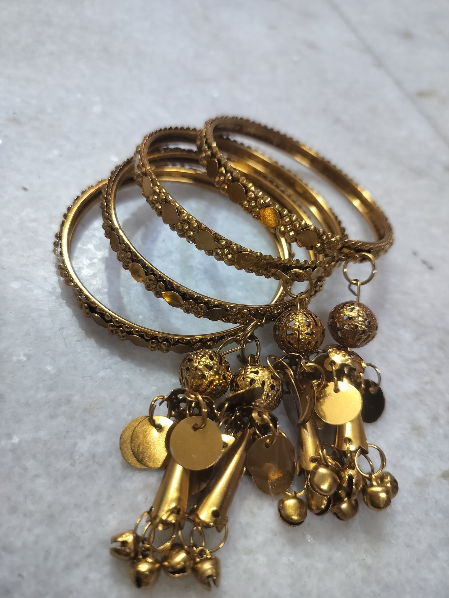 ANTIQUE METAL JUMKI BANGLES 01