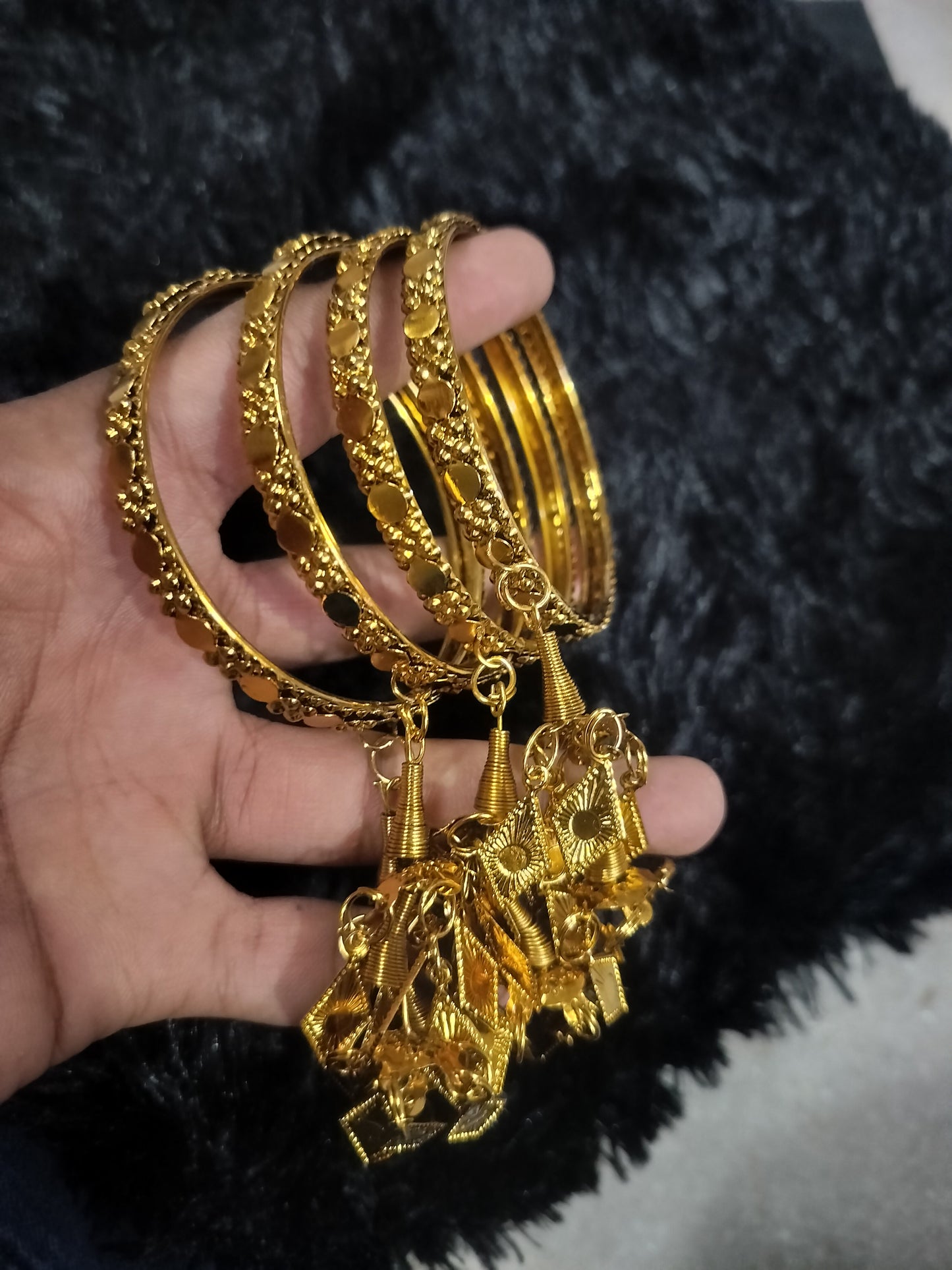 ANTIQUE METAL JUMKI BANGLES 02