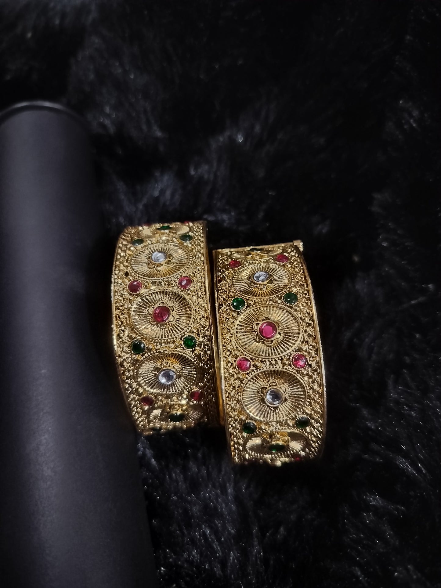 ANTIQUE LOOK KADA BANGLES