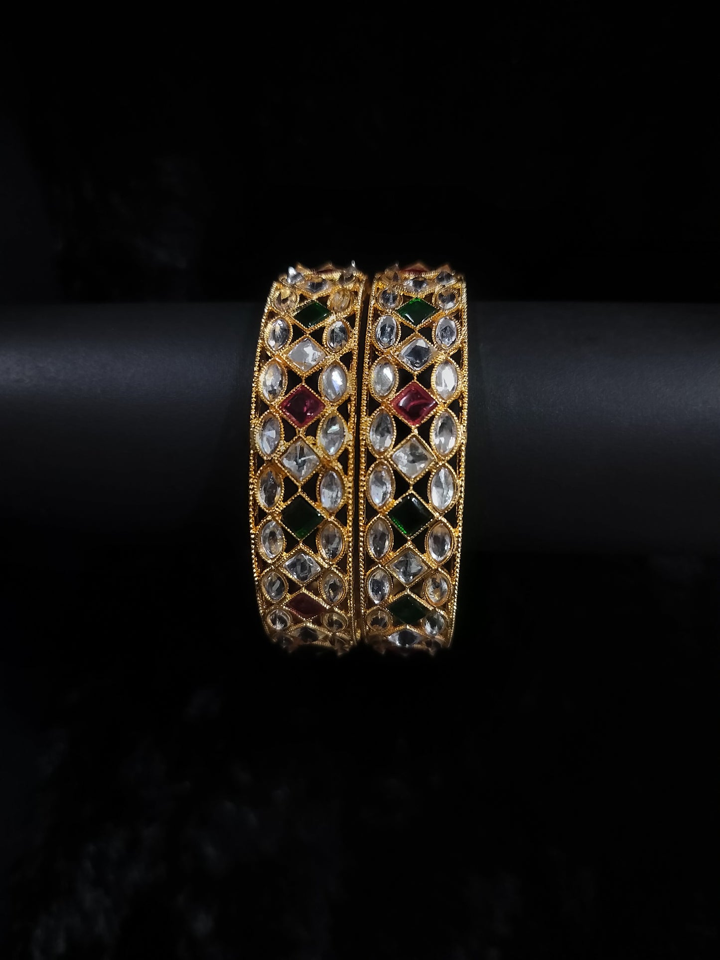 ANTIQUE LOOK STONE KADA BANGLES