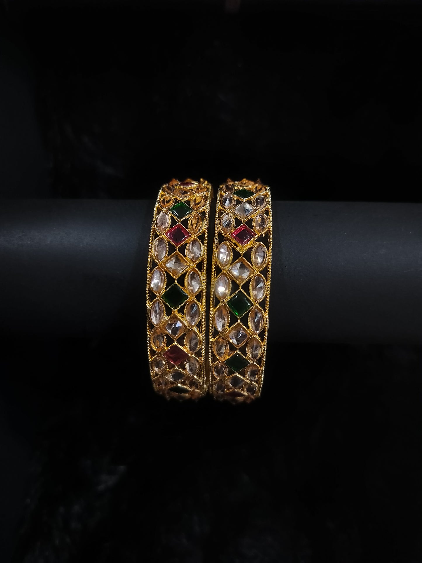 ANTIQUE LOOK STONE KADA BANGLES