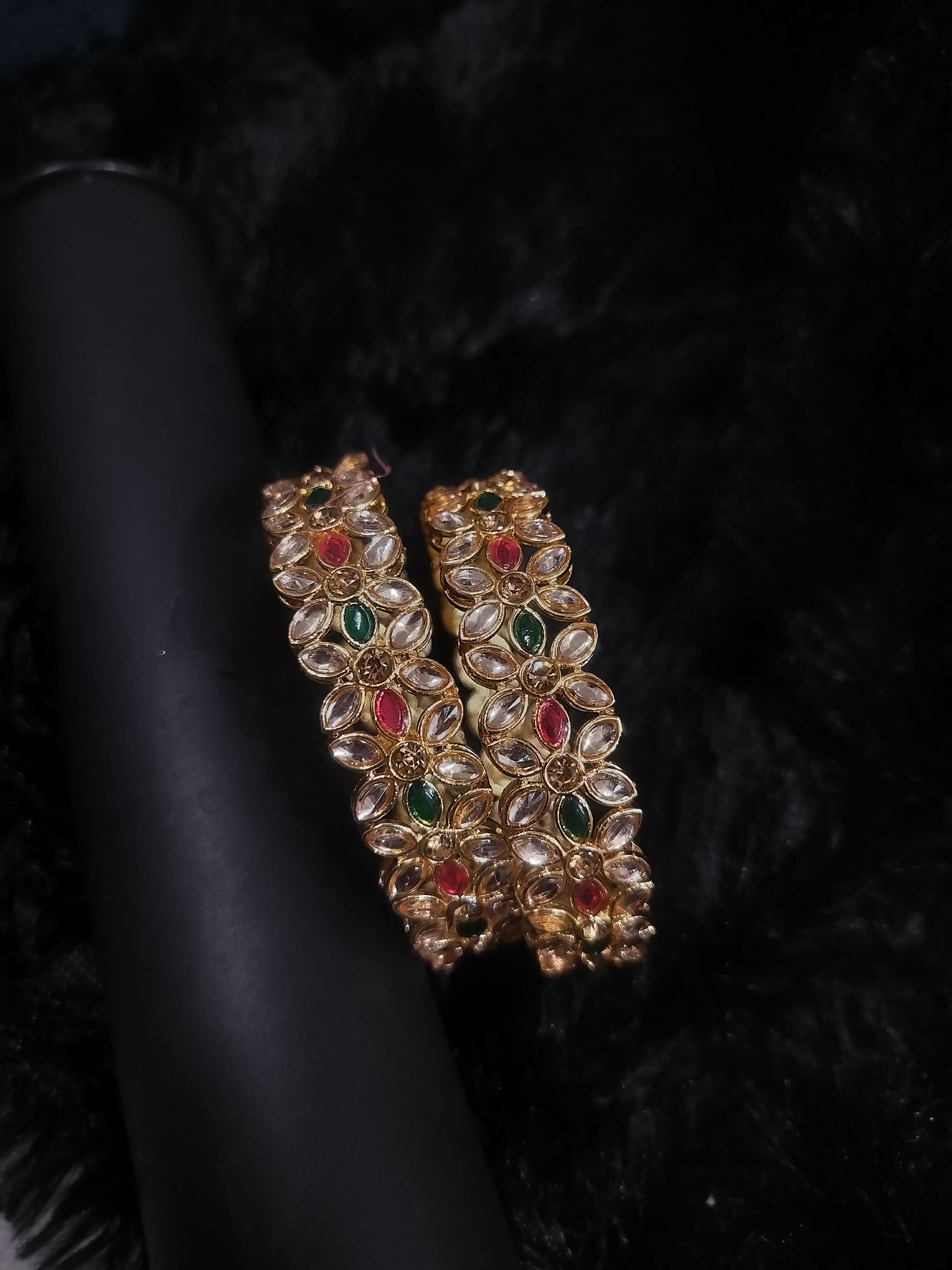 ANTIQUE LOOK STONE KADA BANGLES