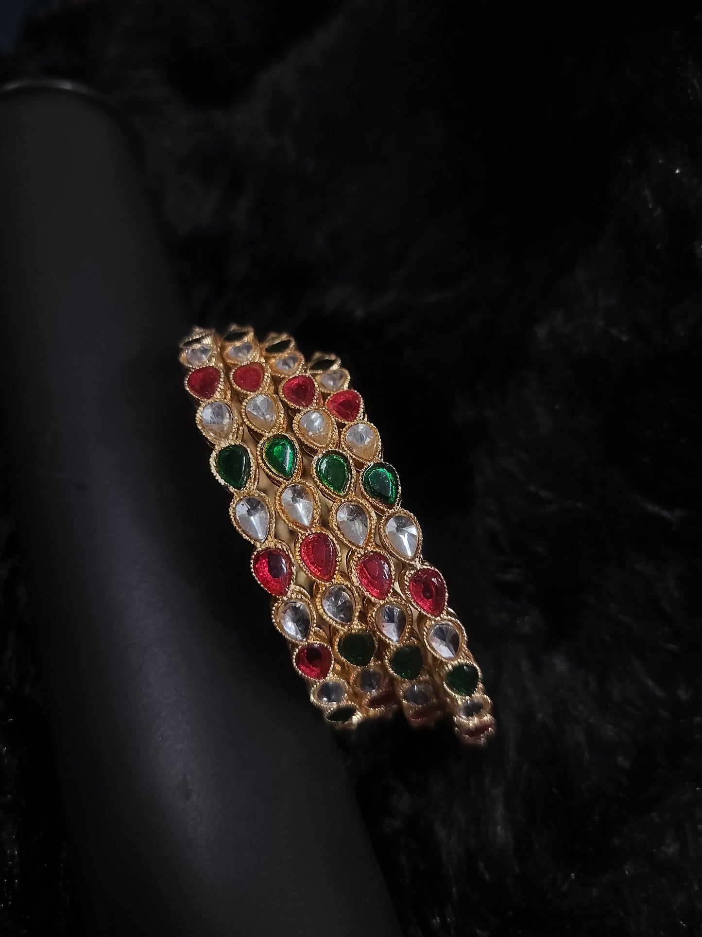 ANTIQUE LOOK STONE BANGLES